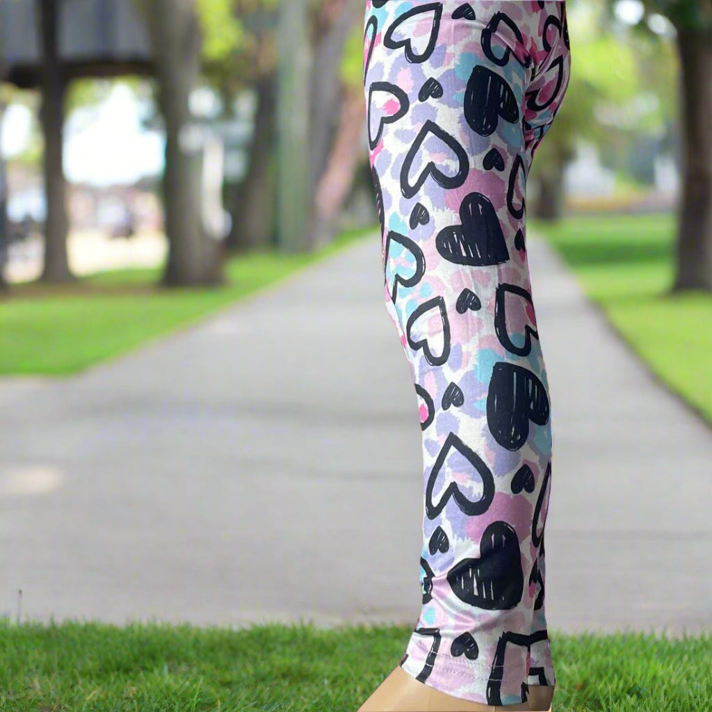 Drawn hearts design full length leggings