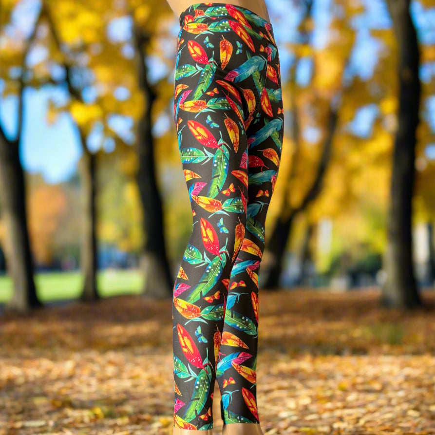 Feathers and leaves design full length leggings