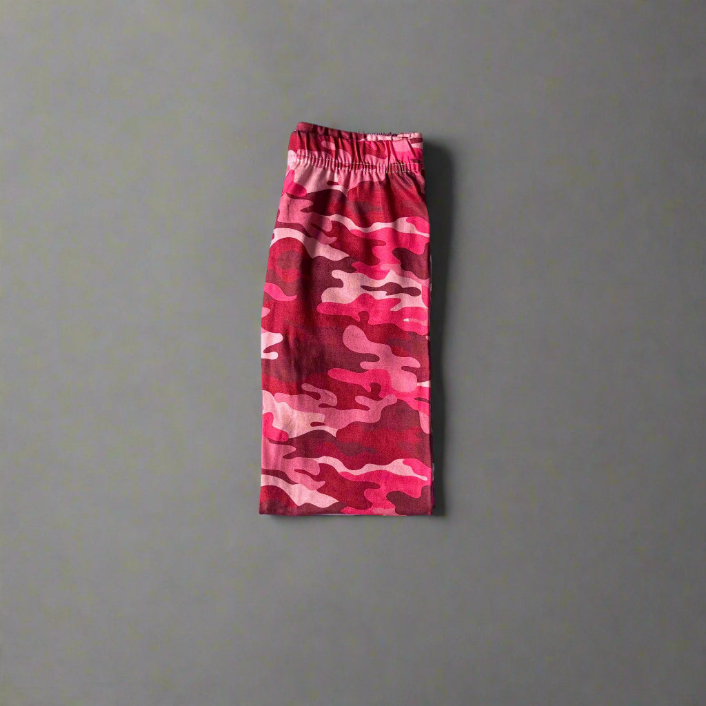 Pink camouflage design full length leggings