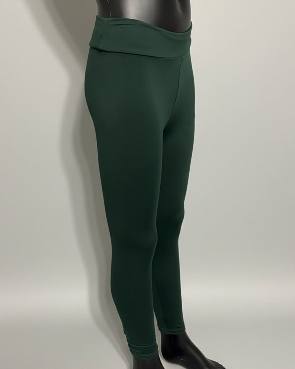 Solid colour, soft, stretch leggings in black, green, navy, grey, orange, pink, fuchsia, purple and more!